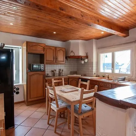 Maison Spacieuse A La Montagne Prázdninový dům Moustajon