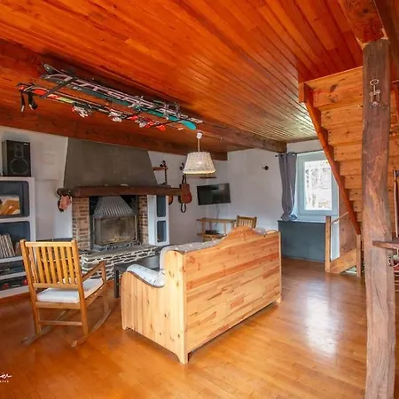 Prázdninový dům Maison Spacieuse A La Montagne Moustajon