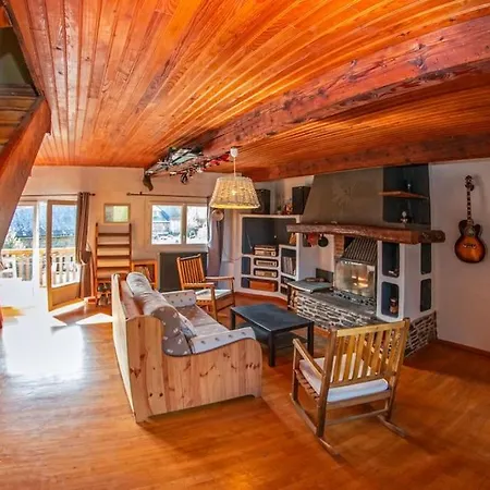 Prázdninový dům Maison Spacieuse A La Montagne